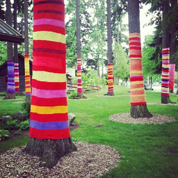 Knit Knit Bomb Bomb