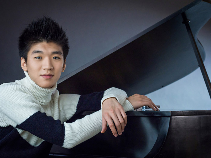 The Sanctuary Series presents Yun–Chin Zhou in recital