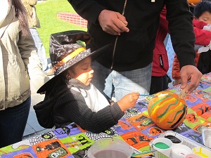 BID Family Fall Festival 2:  Costume Parade, followed by Pumpkin-Painting