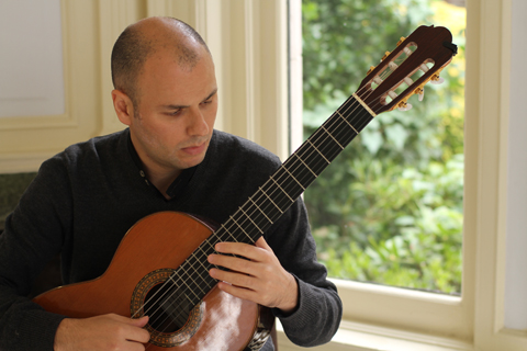 Classic Guitar Performance by Carlos Pavan