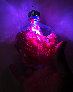 Family Studio Science Workshop: Nebula-in-a-Bubble Holiday Ornament