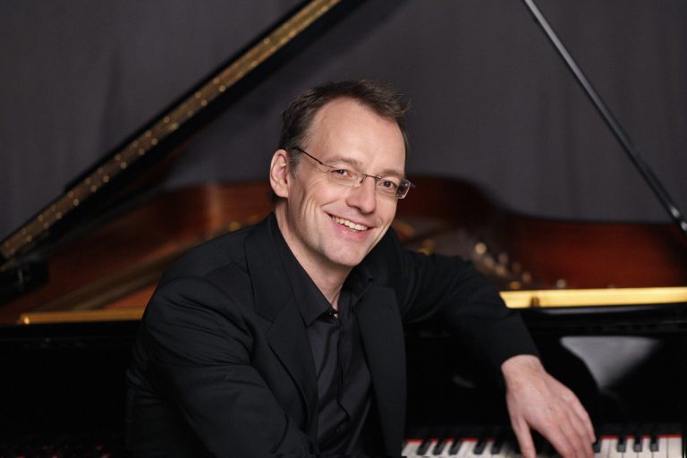 The Sanctuary Series Presents Pianist Ulrich Roman Murtfeld