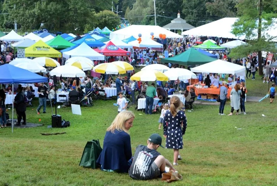 One example of fall festivals in Westchester is the Chappaqua Children's Book Festival.