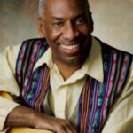 Downtown Music Presents: Reggie Harris