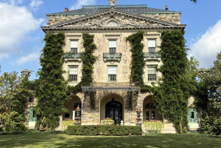 Walk Among Generations of Collected Art at This Rockefeller Estate