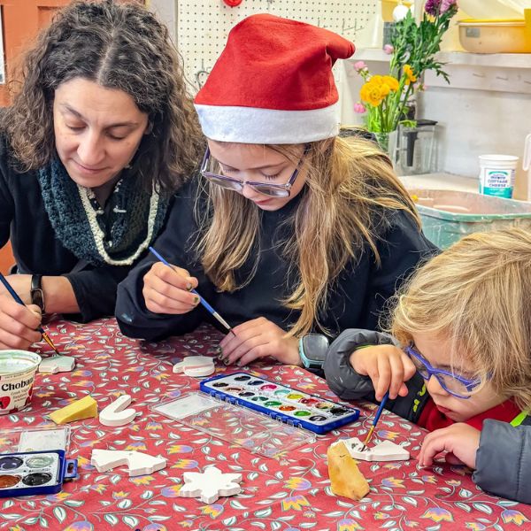 Family-friendly Holiday Shopping & Ornament Painting